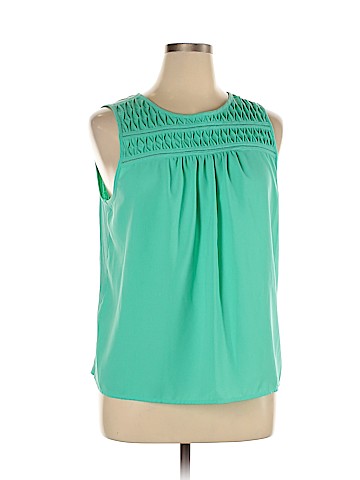 Elle Sleeveless Blouse (view 1)