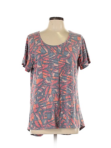 Lularoe Short Sleeve T-Shirt (view 1)