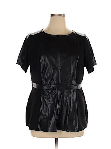 Worthington Short Sleeve Top (view 1)