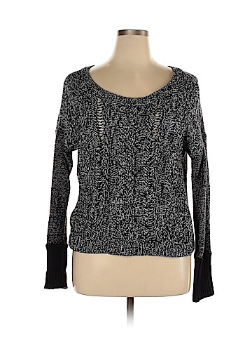 American Eagle Outfitters Pullover Sweater (view 1)