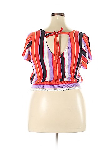 Forever 21 Plus Short Sleeve Blouse (view 2)
