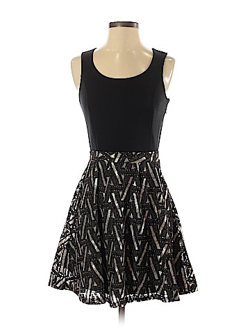 Xhilaration Cocktail Dress (view 1)