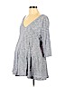 Old Navy - Maternity Blue 3/4 Sleeve Top Size L - photo 1