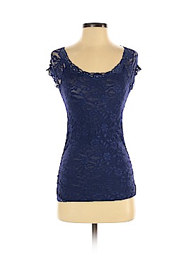 Moda International Size XS