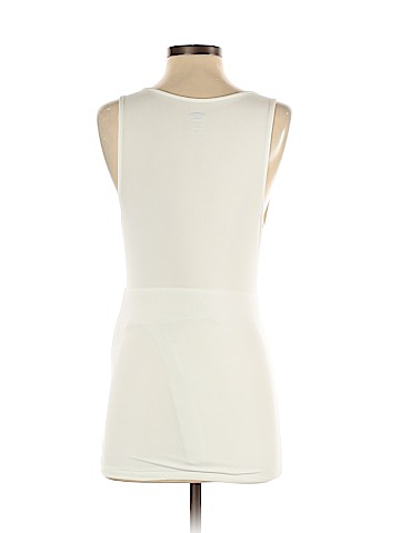 Old Navy - Maternity Sleeveless Top (view 2)