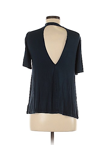 American Eagle Outfitters Short Sleeve Top (view 2)