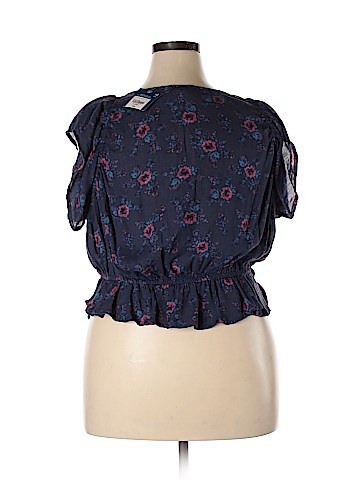 Arizona Jean Company Sleeveless Blouse (view 2)