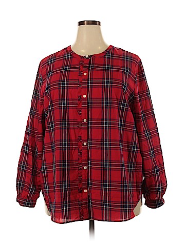 Old Navy Long Sleeve Button-Down Shirt (view 1)