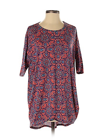 Lularoe Short Sleeve T-Shirt (view 1)