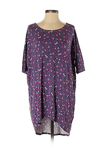 Lularoe Short Sleeve T-Shirt (view 1)