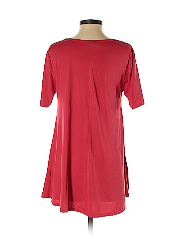 Lularoe Short Sleeve T-Shirt (view 2)