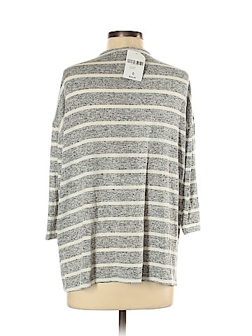 Forever 21 Pullover Sweater (view 2)