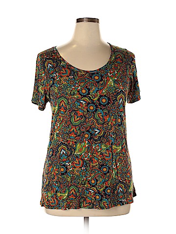 Lularoe Short Sleeve T-Shirt (view 1)