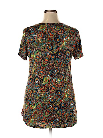 Lularoe Short Sleeve T-Shirt (view 2)