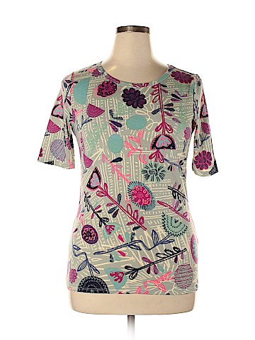 Lularoe Short Sleeve T-Shirt (view 1)