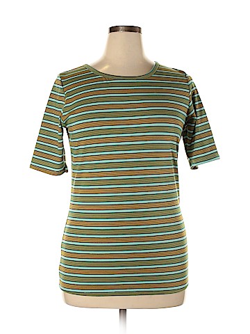 Lularoe Short Sleeve T-Shirt (view 1)