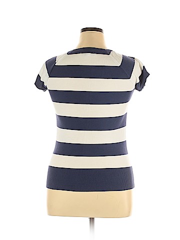 Old Navy Pullover Sweater (view 2)