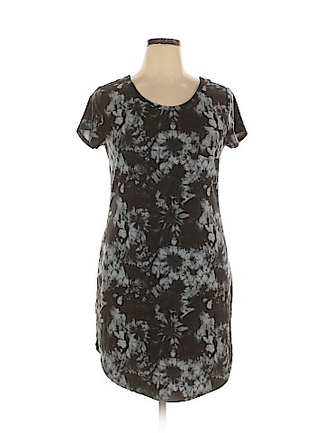 No Boundaries Casual Dress (view 1)