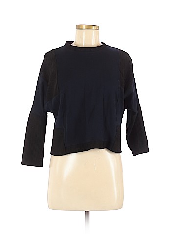 Trafaluc by Zara Long Sleeve T-Shirt (view 1)