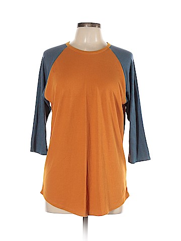Lularoe 3/4 Sleeve T-Shirt (view 1)