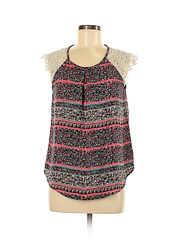 Xhilaration Short Sleeve Blouse (view 1)