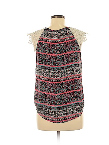 Xhilaration Short Sleeve Blouse (view 2)