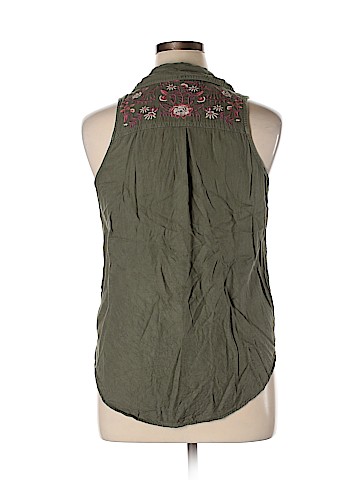 Mudd Sleeveless Button-Down Shirt (view 2)