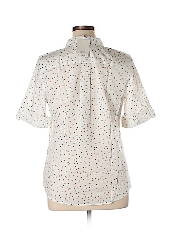 Croft & Barrow Short Sleeve Button-Down Shirt (view 2)
