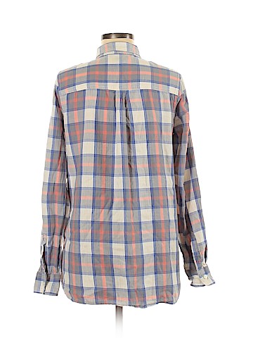 Old Navy Long Sleeve Button-Down Shirt (view 2)