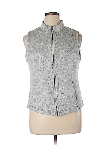 Croft & Barrow Vest (view 1)