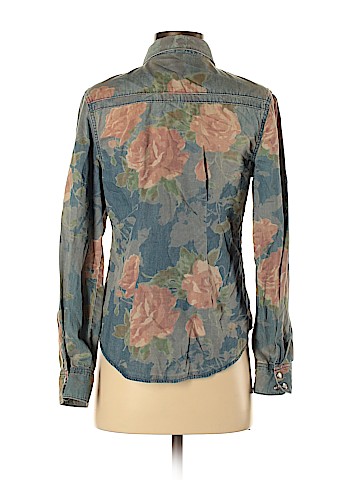 Xhilaration Long Sleeve Button-Down Shirt (view 2)