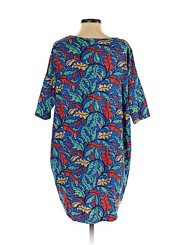 Lularoe Short Sleeve T-Shirt (view 2)