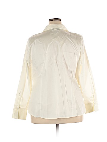 Lane Bryant Outlet Long Sleeve Button-Down Shirt (view 2)
