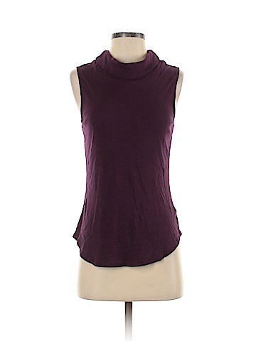 Express Sleeveless Top (view 1)