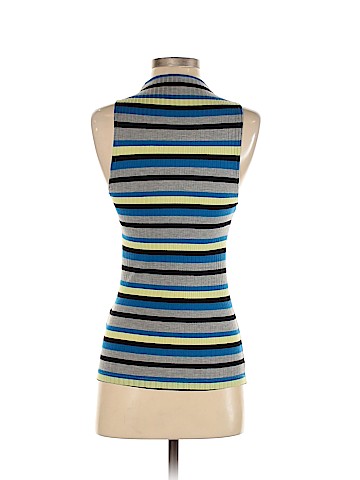 Calliope Sleeveless Turtleneck (view 2)