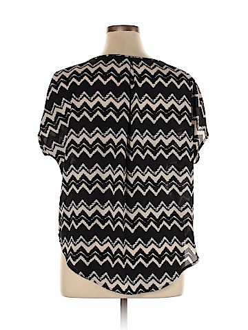 Lush Short Sleeve Blouse (view 2)
