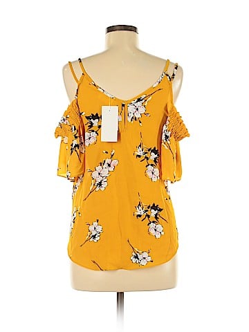 Sienna Sky Short Sleeve Blouse (view 2)