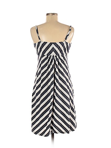 Old Navy Casual Dress (view 2)