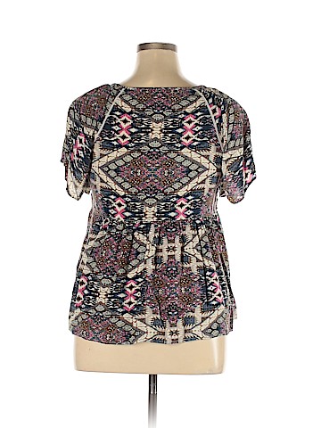 Forever 21 Short Sleeve Top (view 2)