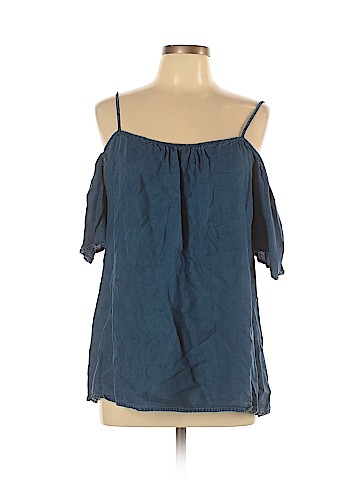 Tacera Short Sleeve Blouse (view 1)