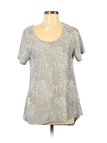 Lularoe Short Sleeve T-Shirt (view 1)