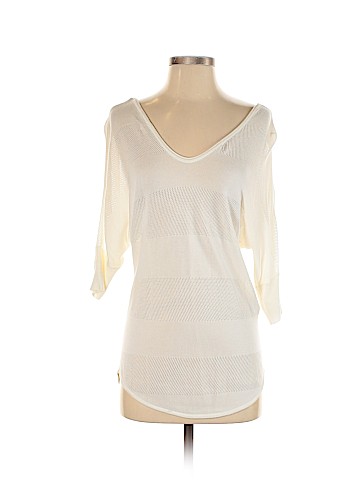 Express Short Sleeve Top (view 1)