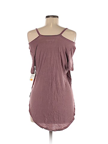 Mudd Short Sleeve Top (view 2)