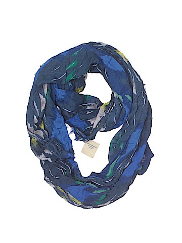 American Eagle Outfitters Scarf (view 1)