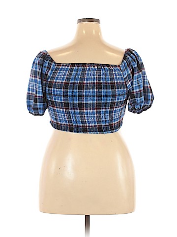 Wild Fable Short Sleeve Blouse (view 2)