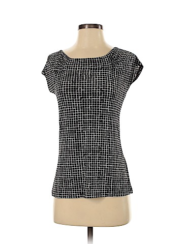 The Limited Short Sleeve Top (view 1)