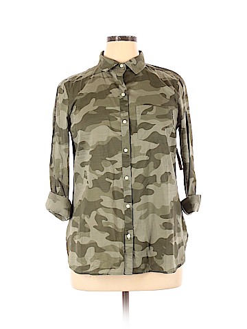 Old Navy Long Sleeve Button-Down Shirt (view 1)