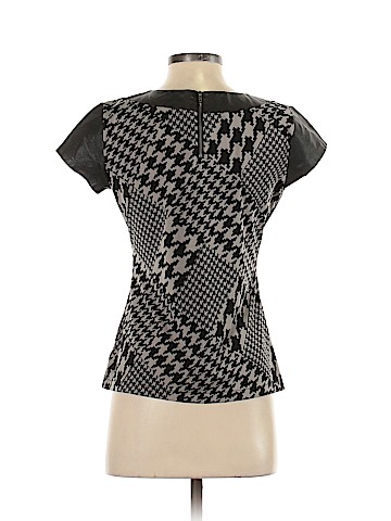 Worthington Short Sleeve Top (view 2)