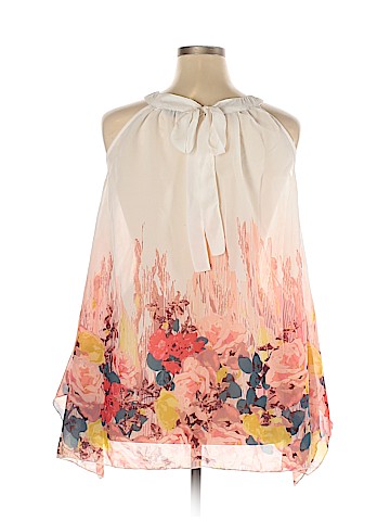 Unique Spectrum Sleeveless Blouse (view 2)