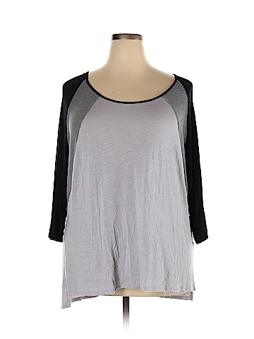 Maurices 3/4 Sleeve Top (view 1)